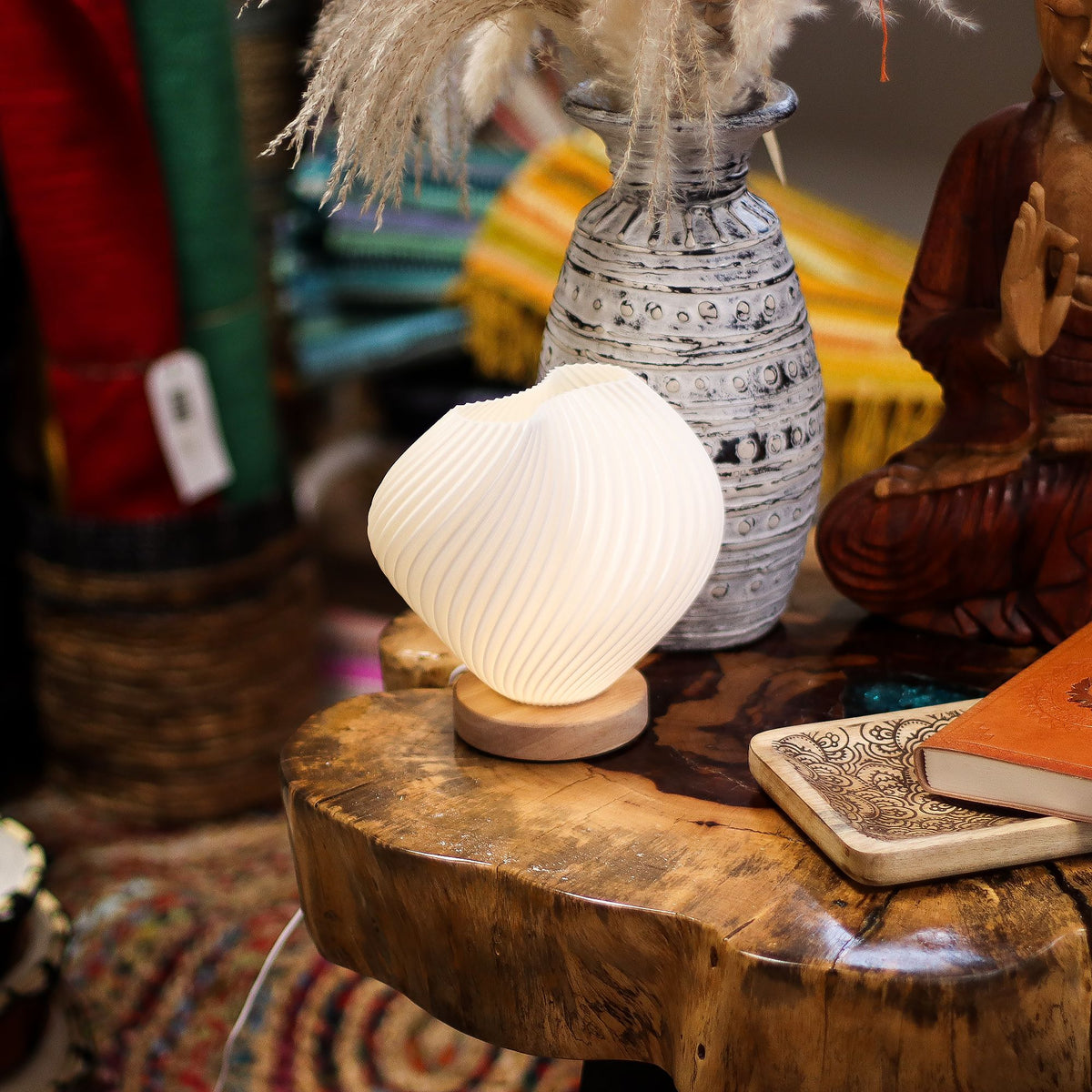MAVYSSA HOME | Designová USB lampička Mořská mušle – originální fotografie AW 1